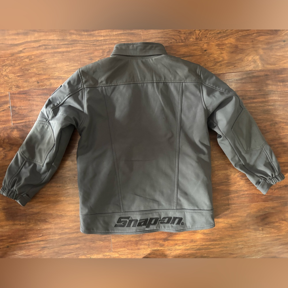Snap-on Gray Softshell Jacket - Picture 6 of 9